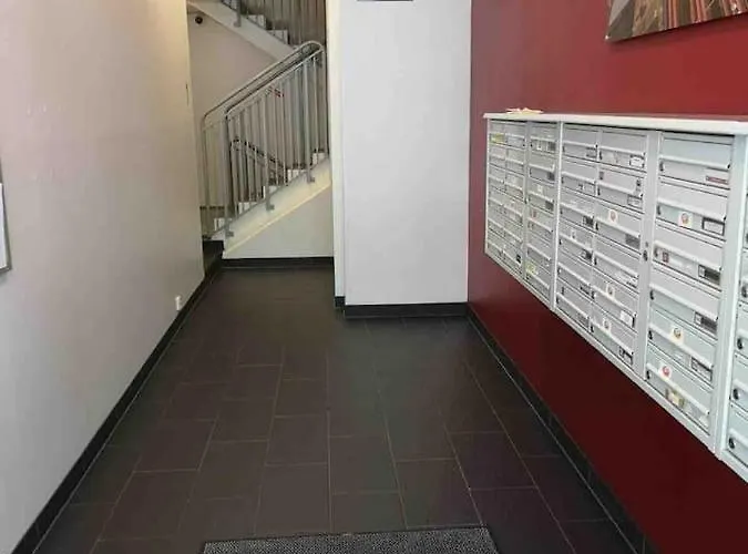 Center Black And White *