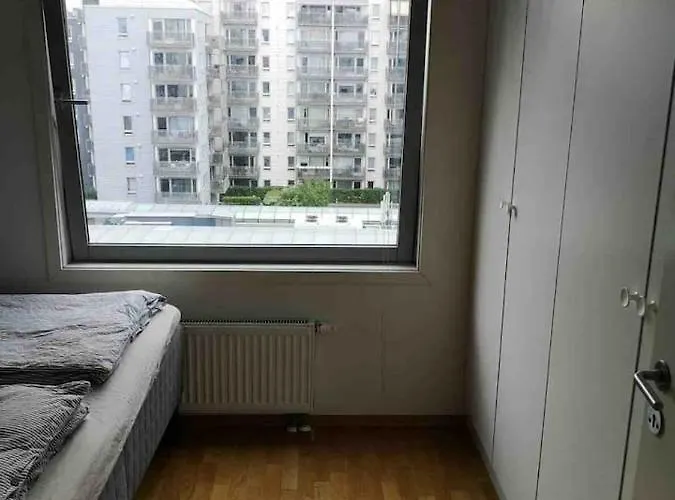 Center Black And White דירה *